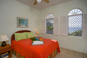 villa master bedroom